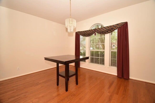 Photo - 3810 Buckley Ln