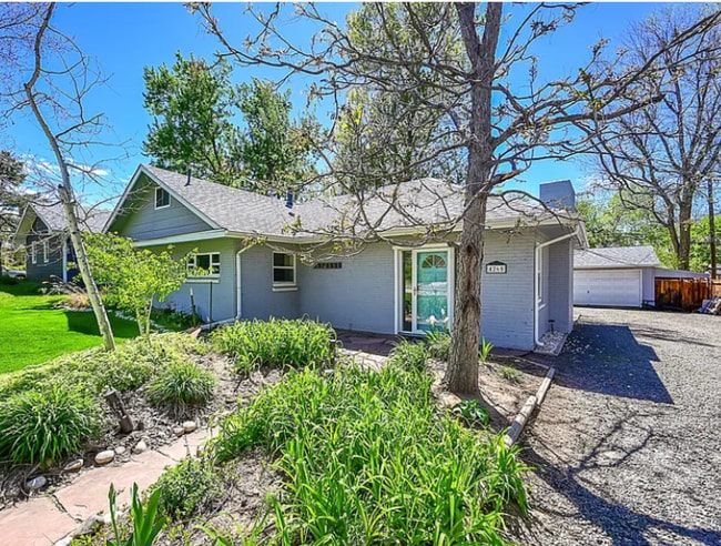 Photo - 4265 Brentwood St