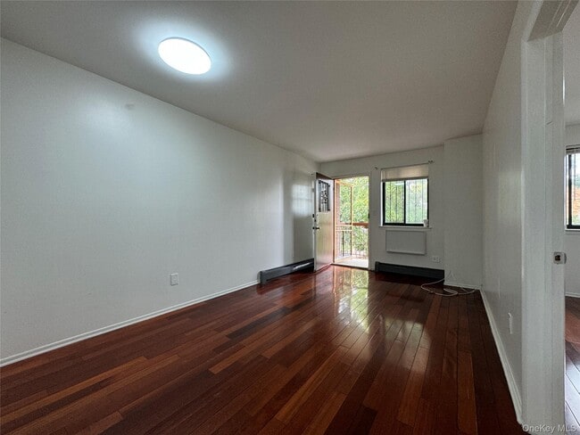 Photo - 61-39 168th St Unit 2F