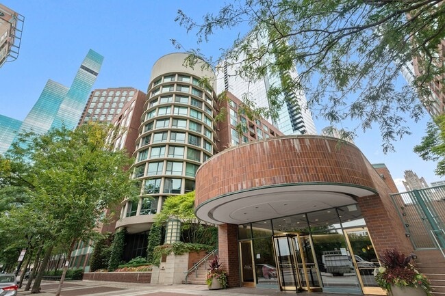 Building Photo - 440 N McClurg Ct Unit 604S