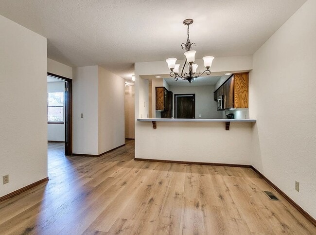 Photo - Beautiful 3bed/2bath Townhome Available in Westside Norman!!