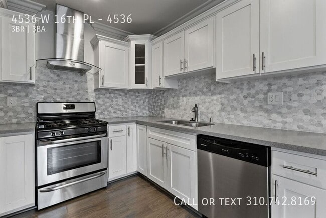 Building Photo - 4536 W 16th Pl Unit 4536