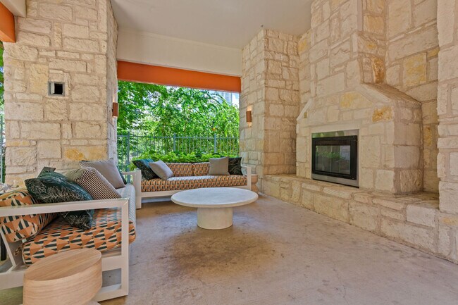 Photo - Elle West Ave Apartamentos