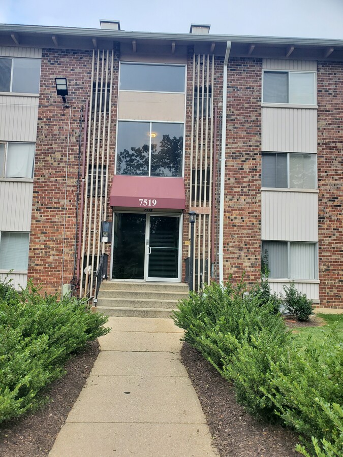 Photo - 7519 Riverdale Rd Condo Unit 1946