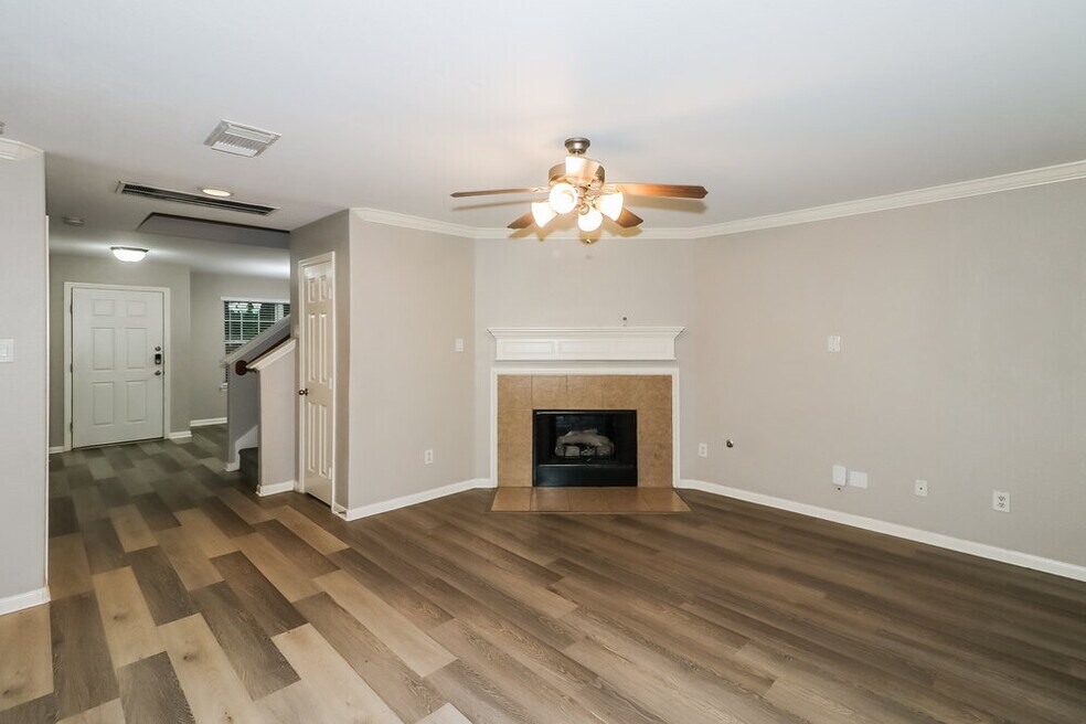 8410 Tararin Ln
