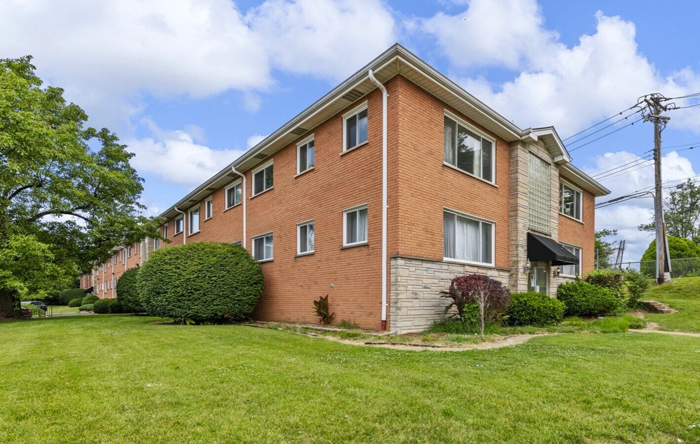 Photo - 7201-05 Gravois Apartments