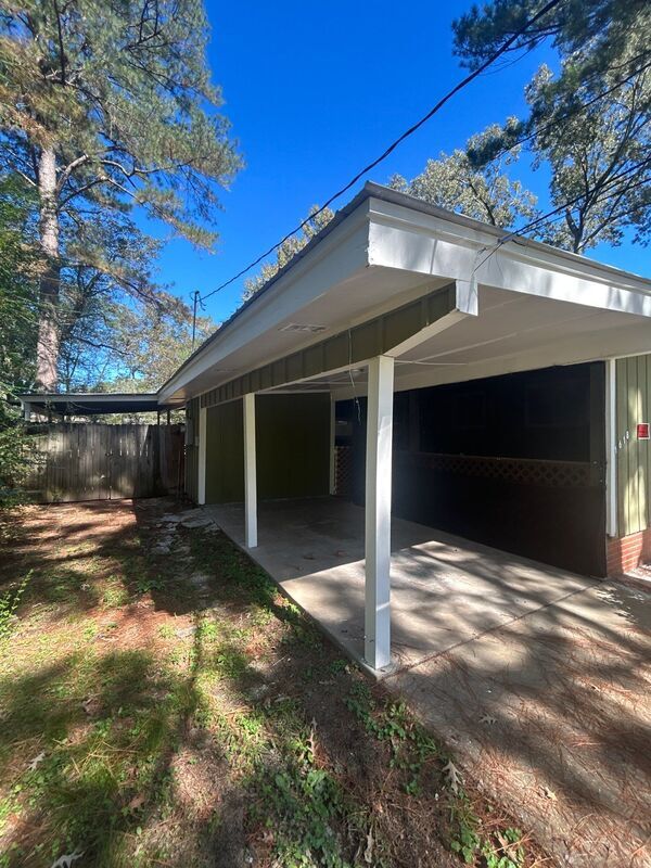 Photo - 1618 Kentwood Dr