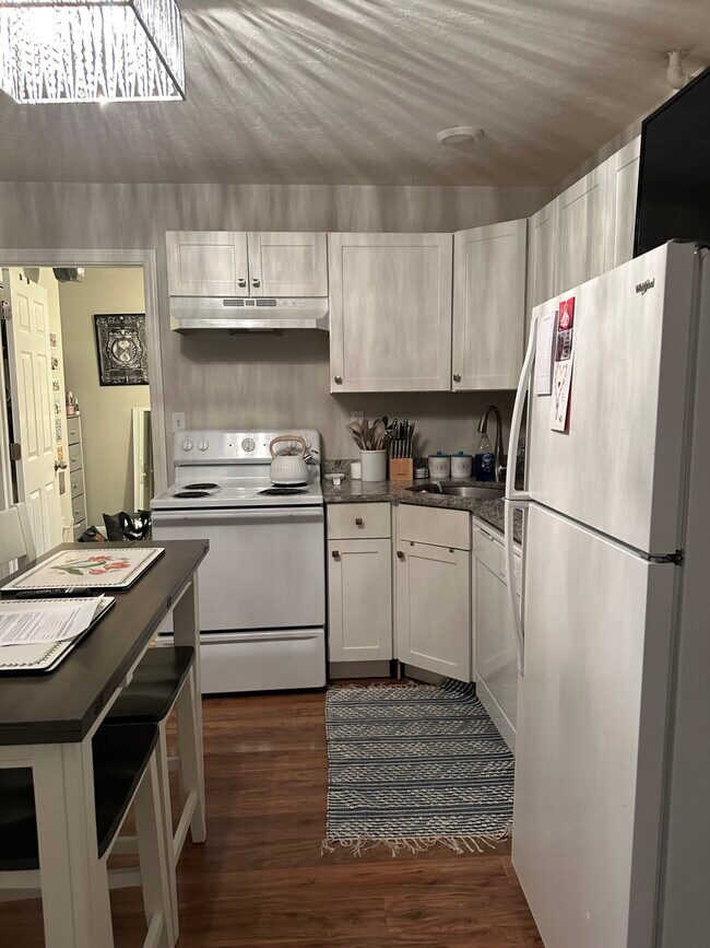 Building Photo - 226 Hanover St Unit 15 Rental