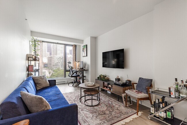Photo - 628 Rue Saint-Jacques Unit 702