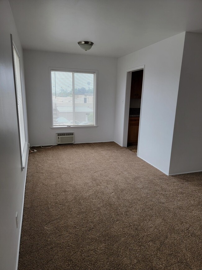 Photo - 1373 N Altadena Dr Unidad 1373