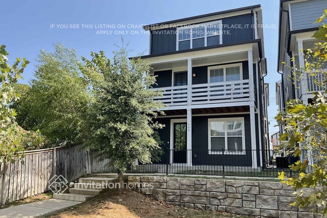 Photo - 647 Vernon Ave