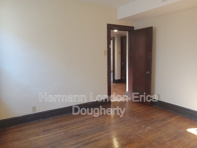 Photo - 4427 S Grand Blvd Condo Unit 2F