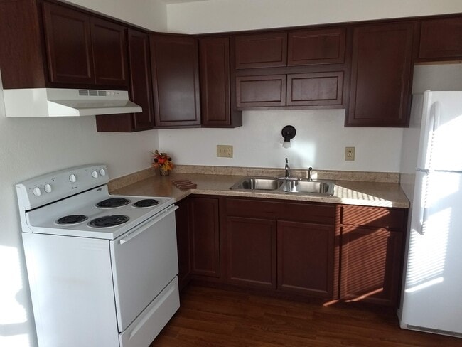 Photo - Winthrop Terrace - Defiance