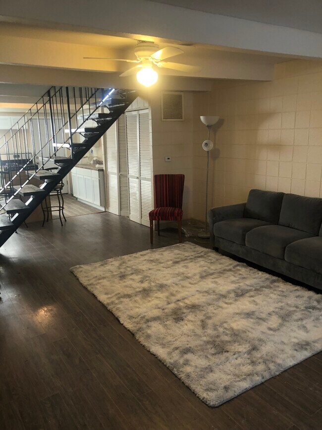 Photo - 4810 S Drexel Blvd