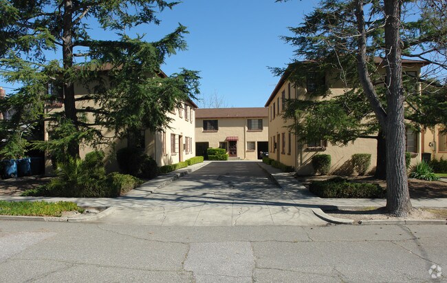 Williams Street Apartments