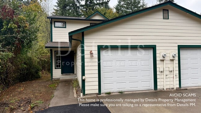 Building Photo - Francis Duplex Unit 5212