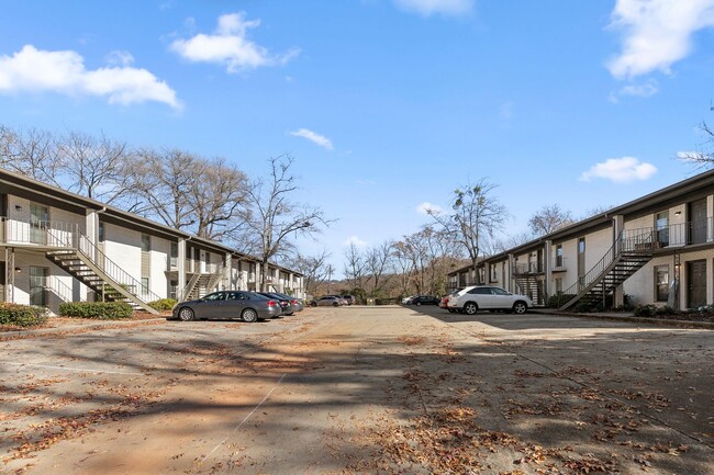 Photo - Idlewild Apartments