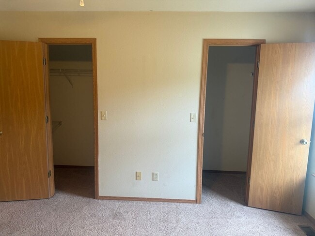 20304 Skyview Dr Unit 20304 Skyview - B