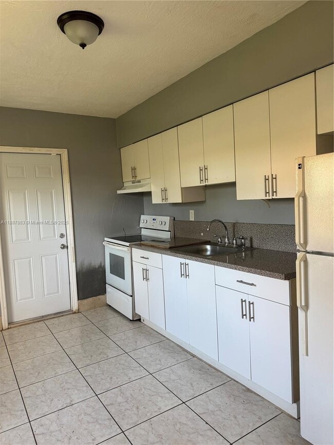 Photo - 6027 SW 36th Ct Unit N