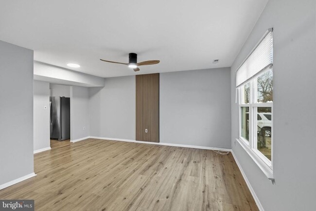 Photo - 341 Clarkson St