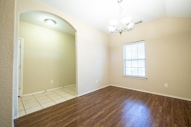 Photo - 11219 Overland Trail Dr