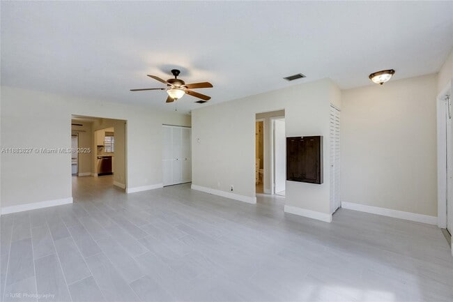 Photo - 8004 SW 20th Pl