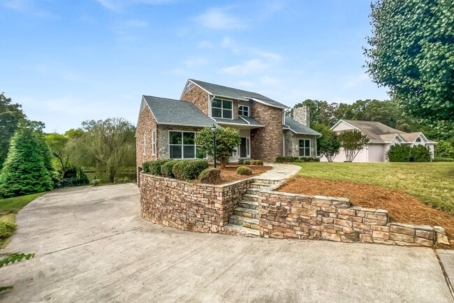 Building Photo - 4435 Lochurst Dr