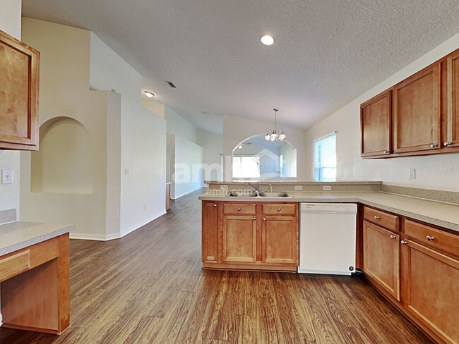 Photo - 1145 Bluegrass Dr