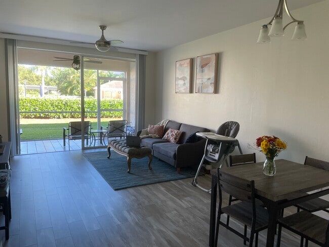 Photo - 328 Bradstrom Cir Unit 101