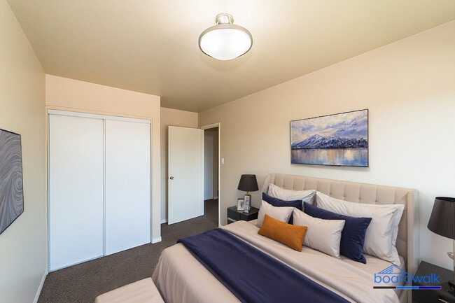 Building Photo - Boardwalk Village II