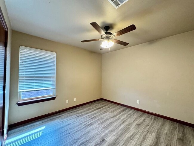 Photo - 1607 Lawter Rd