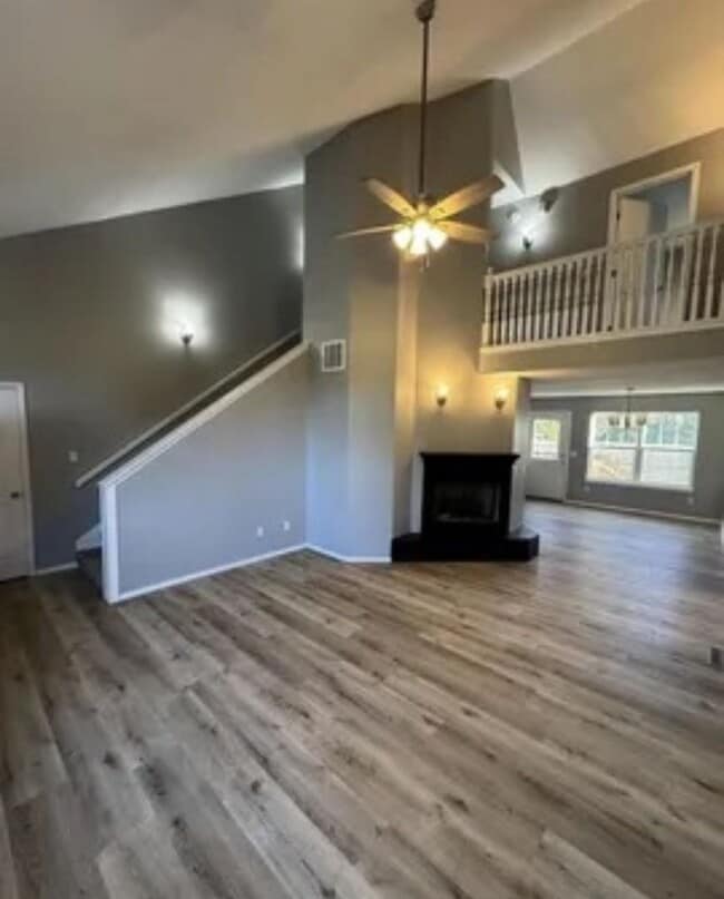 Photo - 5 bed/3 bath house