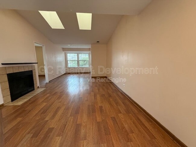 Photo - 1237 Wyndham Ct Unit 201