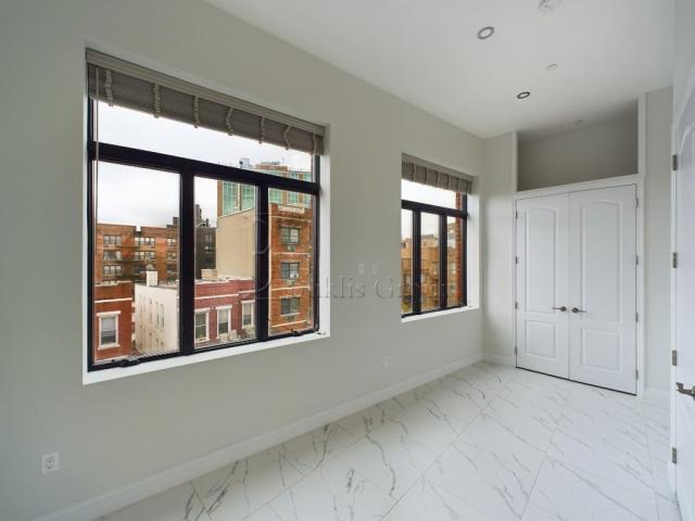 Photo - 2 bedroom in ASTORIA NY 11102 Unit 3