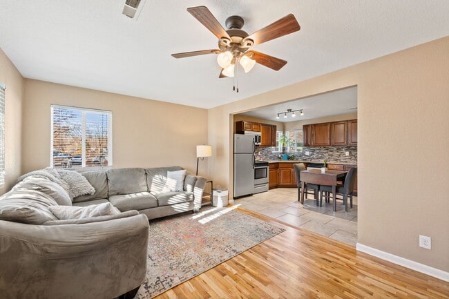 Photo - 136 E 5th Ave