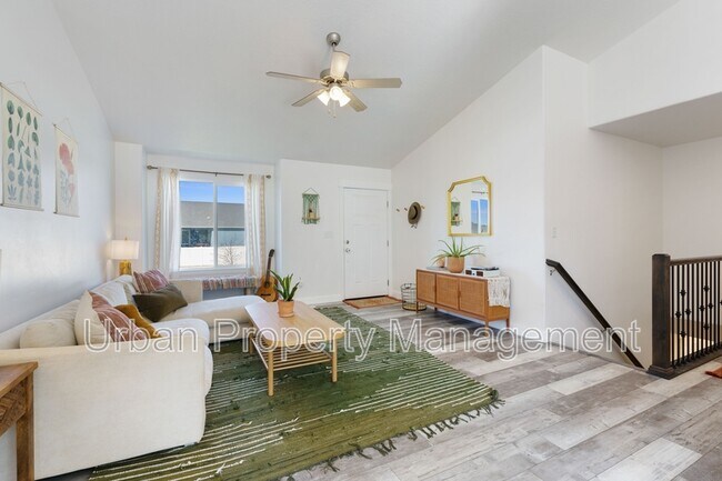 Photo - 4082 N Poplar Dr