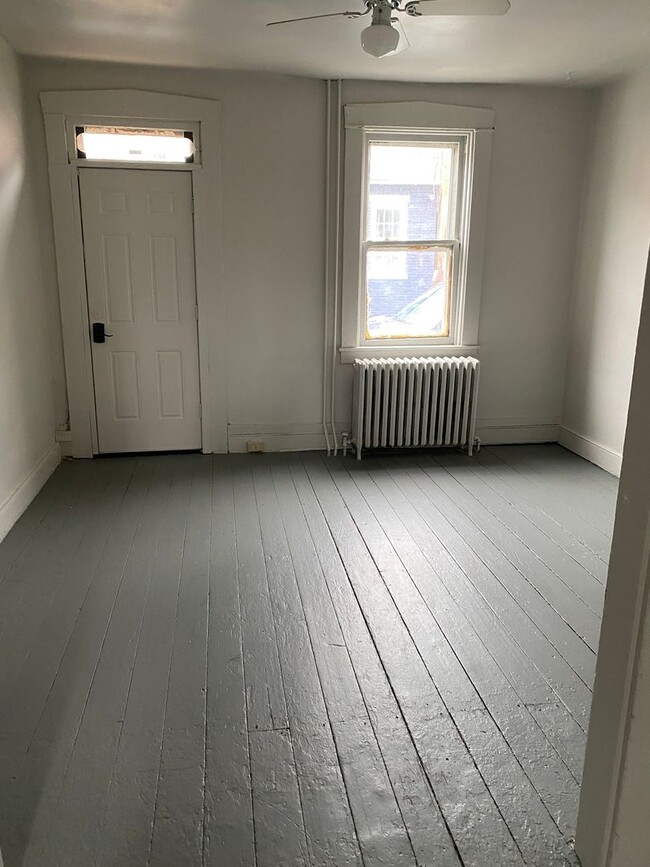 Photo - Lovely Three Bedroom House in Lancaster City