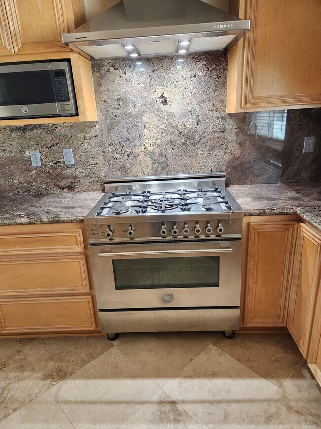 Photo - 4754 La Villa Marina