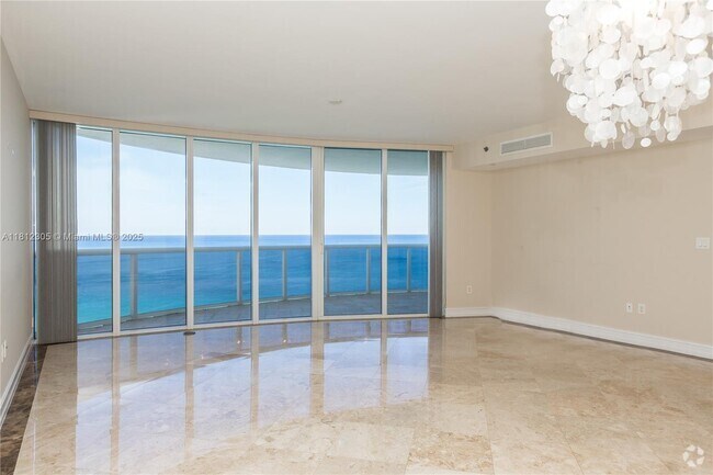 Building Photo - 17201 Collins Ave Unit 2108 Rental