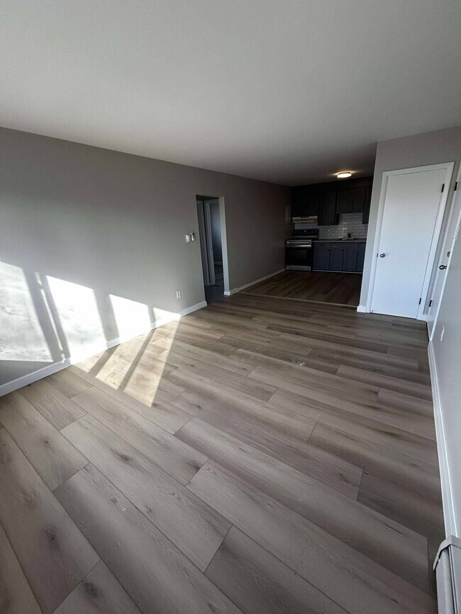 Photo - 427 High St Unit 5