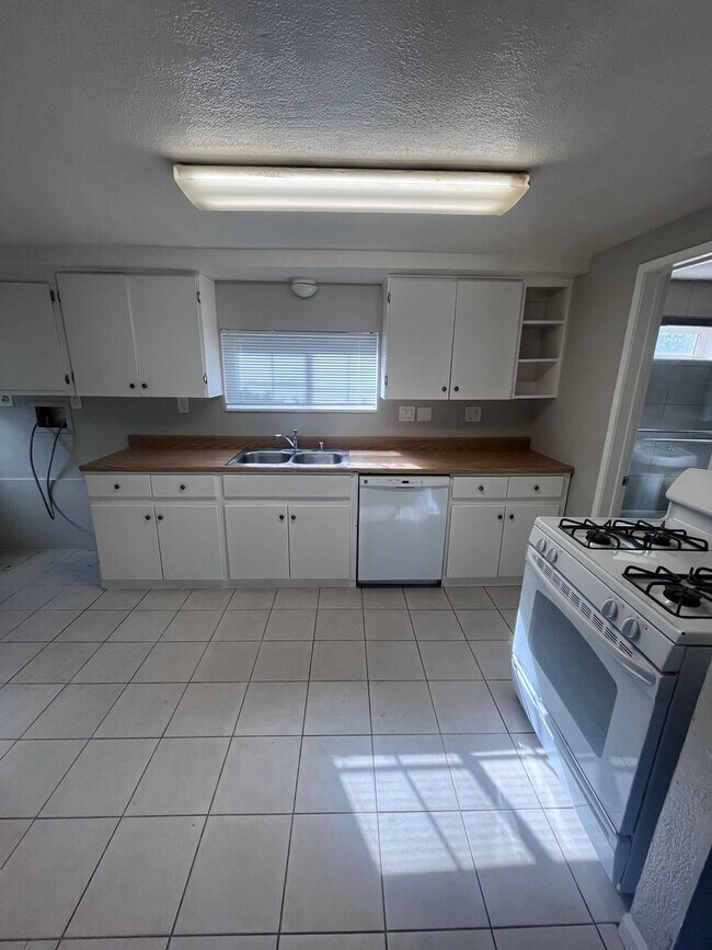 Photo - CUTE ONE BEDROOM ONE BATH HOME IN GRANITE ...