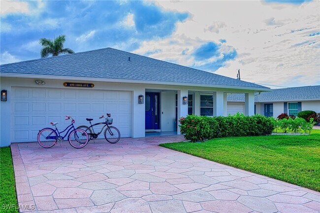 Photo - 690 100th Ave N