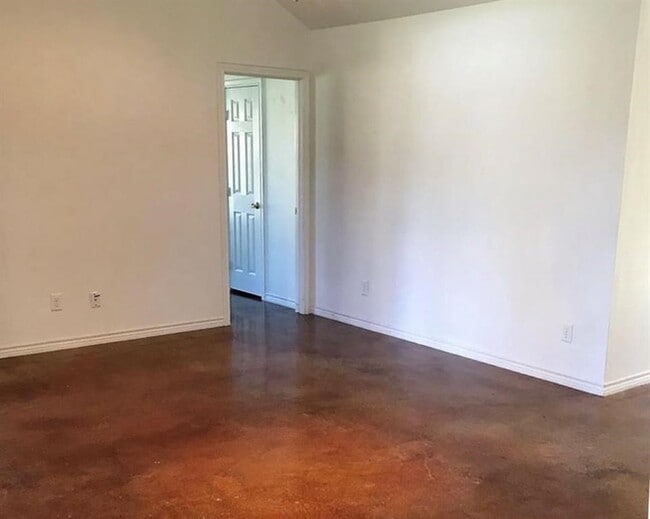 Photo - 90 County Rd 2269