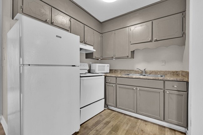Photo - 3225 Avenue S