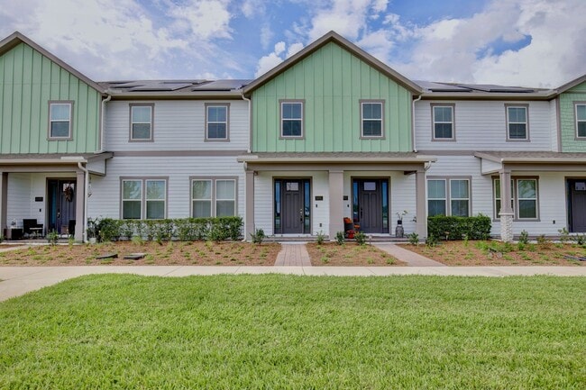 Building Photo - 6491 Cyrils Dr