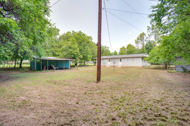 Photo - 104 W Reno Rd Unit 104 W Reno