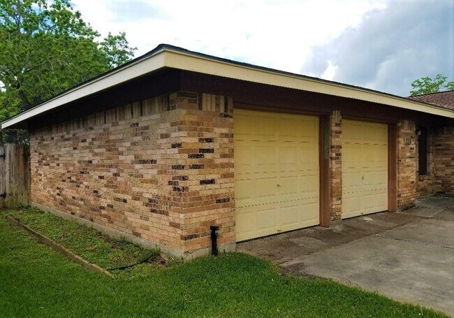 Photo - 2118 21st Ave N