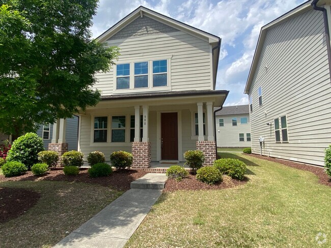 Building Photo - AVAILABLE NOW!-BUNGALOW STYLE HOME -JUST B...