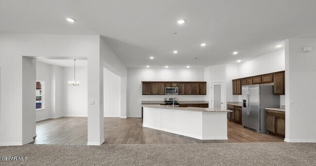 Photo - 14325 Steve Joyce Pkwy