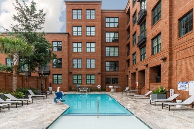 Área de la piscina - Summit Place